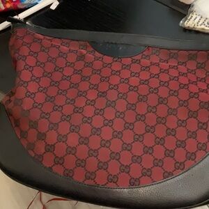 Gucci Rubs Crossbody